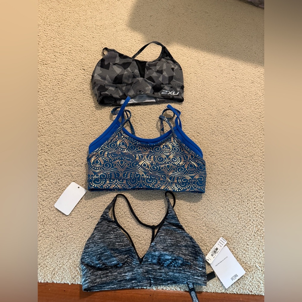 NWT XS sports bra bundle